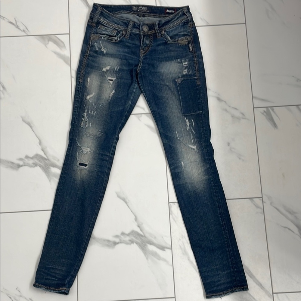 Distressed Silver Aiko skinny Mid Rise Medium Wash Jeans